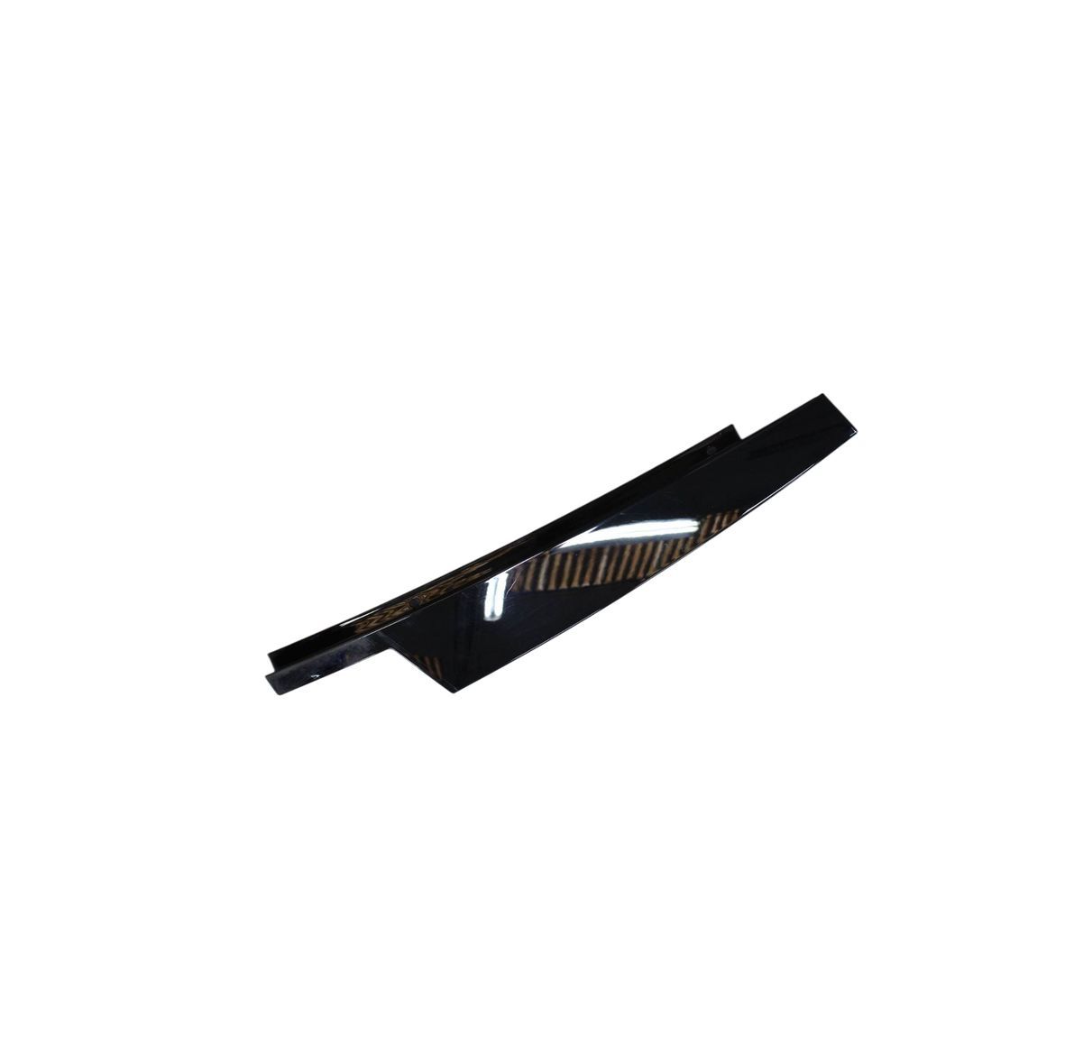 BMW 5-Series G30 G31 Door trim molding front rh